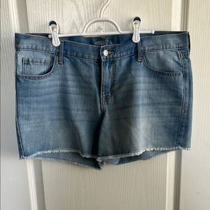 Old Navy Blue Jean Shorts Classic Cut-Off Style -Diva